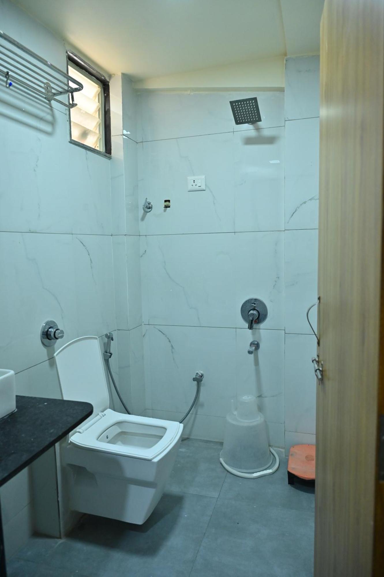 Hotel Sury Villa Ahmedabad Exterior foto