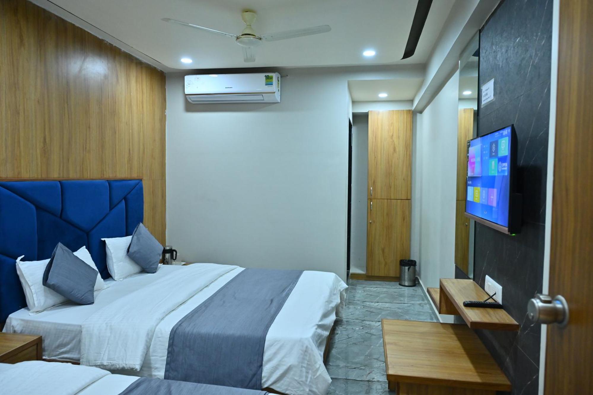 Hotel Sury Villa Ahmedabad Exterior foto